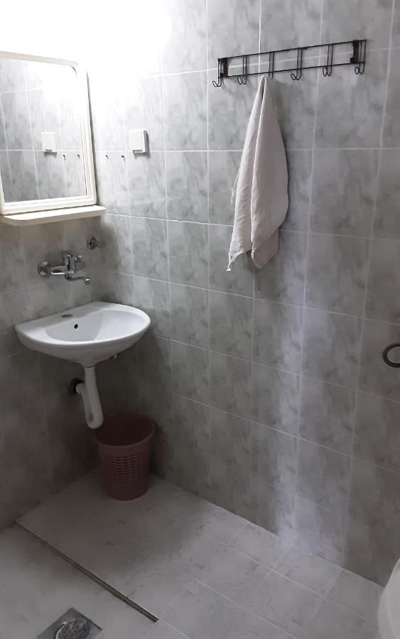 Апартаменты Studio apartmani Milica i Marijana Бечичи-4