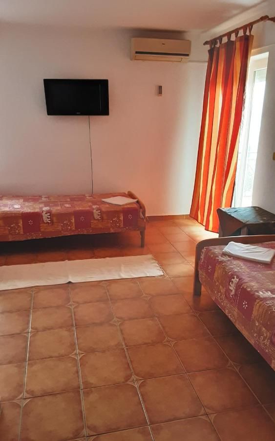 Апартаменты Studio apartmani Milica i Marijana Бечичи-36