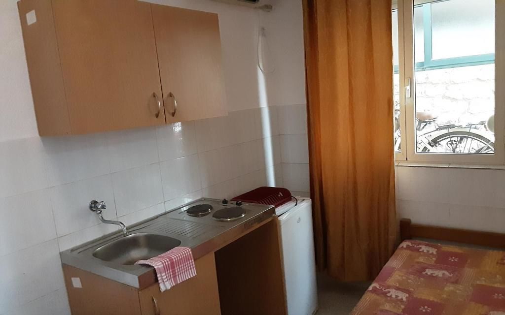 Апартаменты Studio apartmani Milica i Marijana Бечичи-51