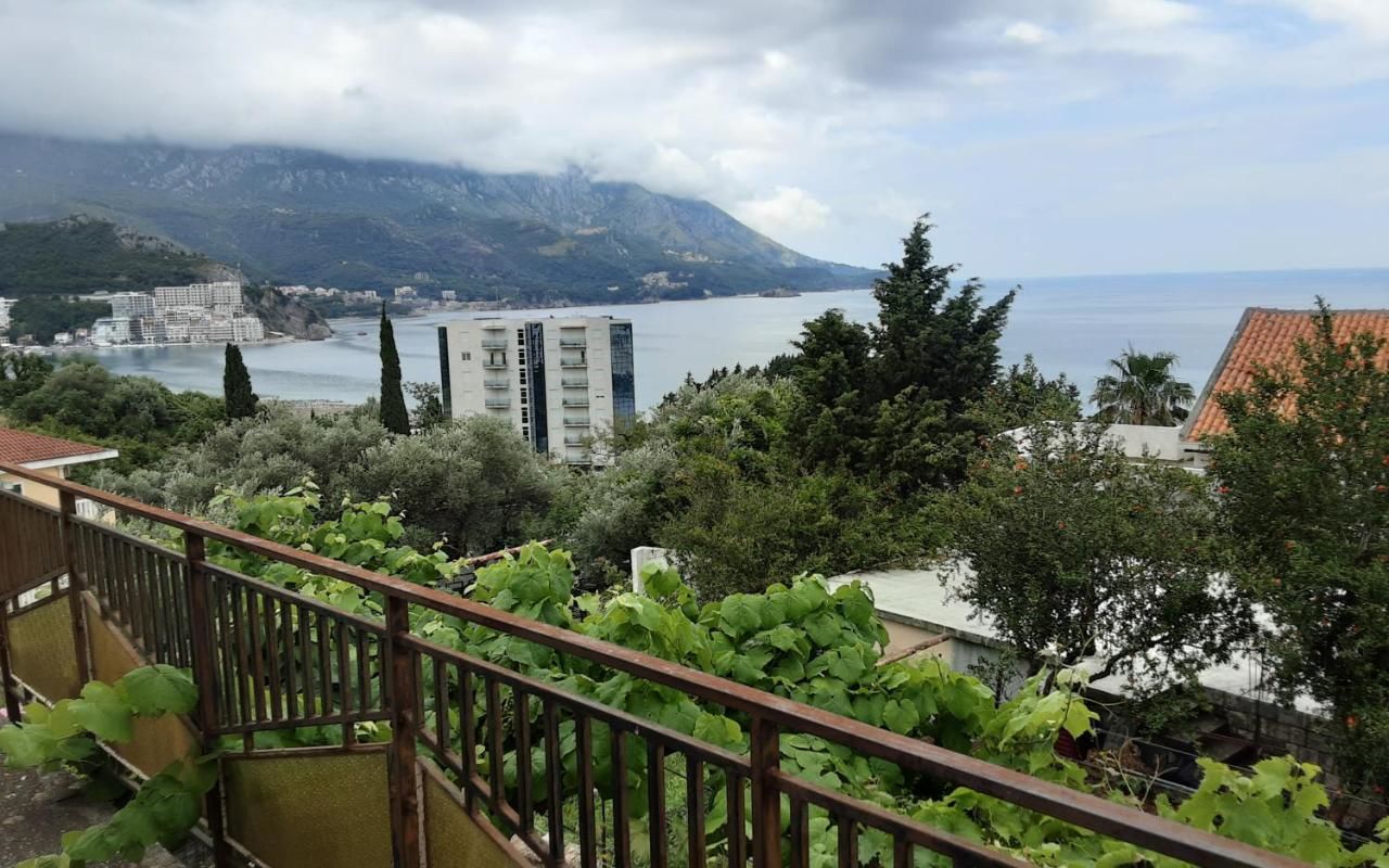 Апартаменты Studio apartmani Milica i Marijana Бечичи-9