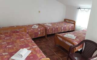 Апартаменты Studio apartmani Milica i Marijana Бечичи Апартаменты с 2 спальнями-3