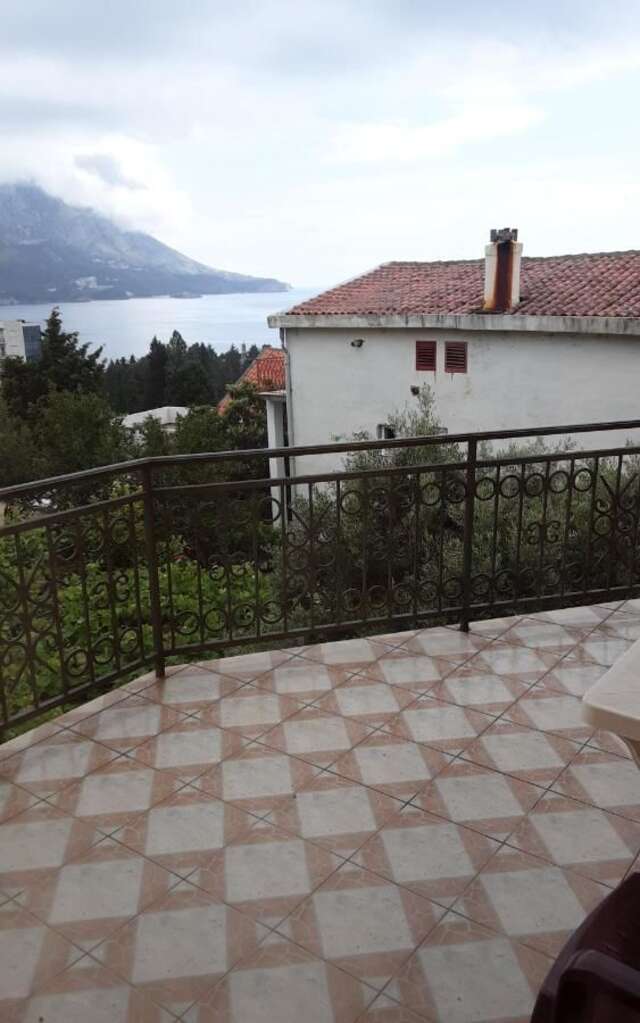 Апартаменты Studio apartmani Milica i Marijana Бечичи-15