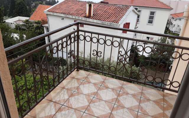 Апартаменты Studio apartmani Milica i Marijana Бечичи-21