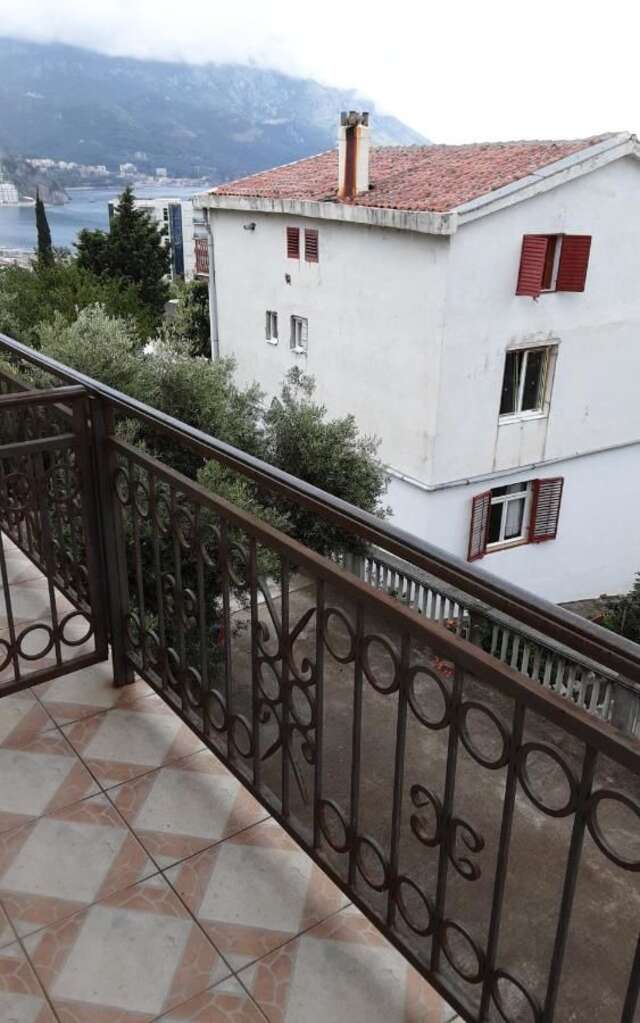 Апартаменты Studio apartmani Milica i Marijana Бечичи-22