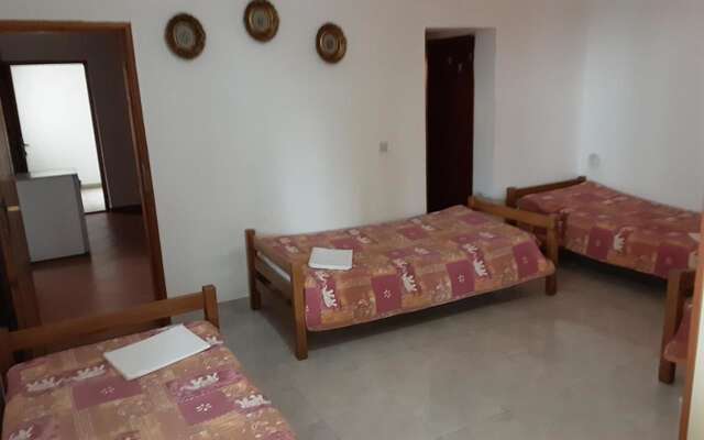 Апартаменты Studio apartmani Milica i Marijana Бечичи-41