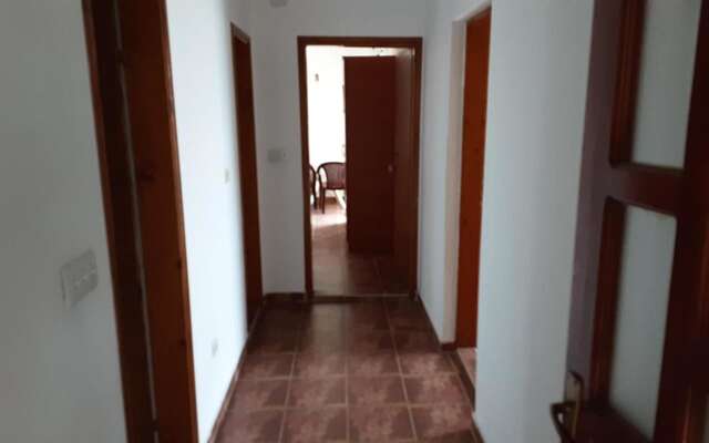 Апартаменты Studio apartmani Milica i Marijana Бечичи-42